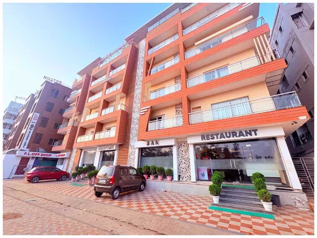 GC INTERNATIONAL - New Digha Sea Beach Hotel with SWIMMING POOL, PARKING, PRIVATE GYM, RESTAURANT